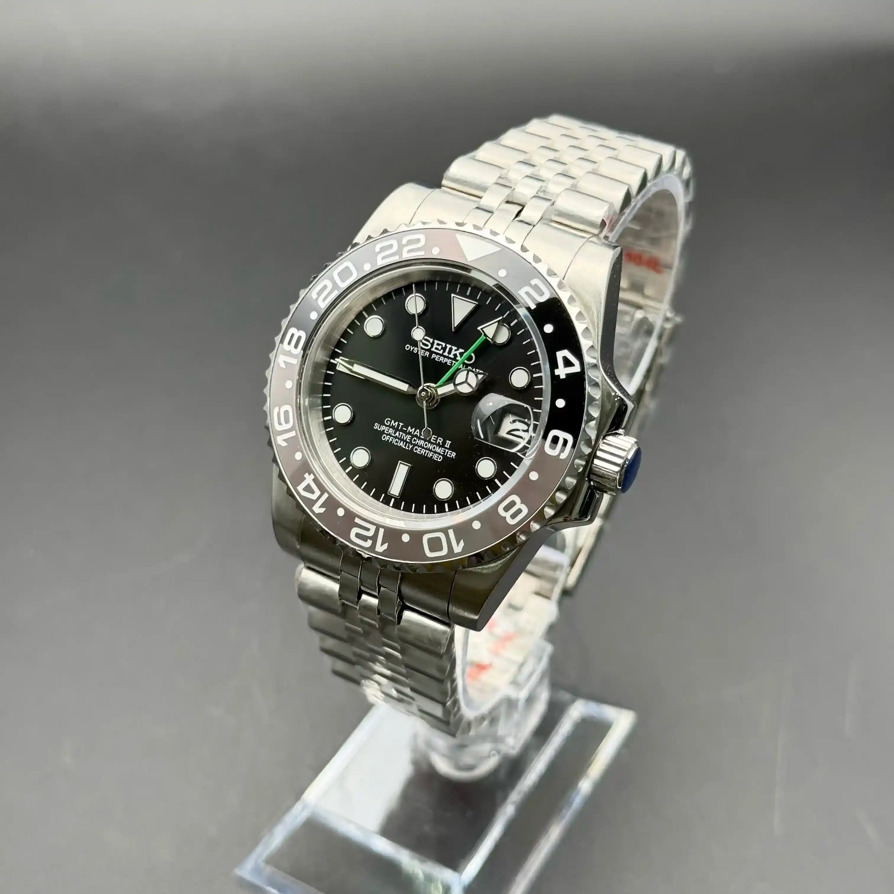 GMT MOD | Bruce Wayne NH34 Custom Watch - 478.00 WATCHBRICK