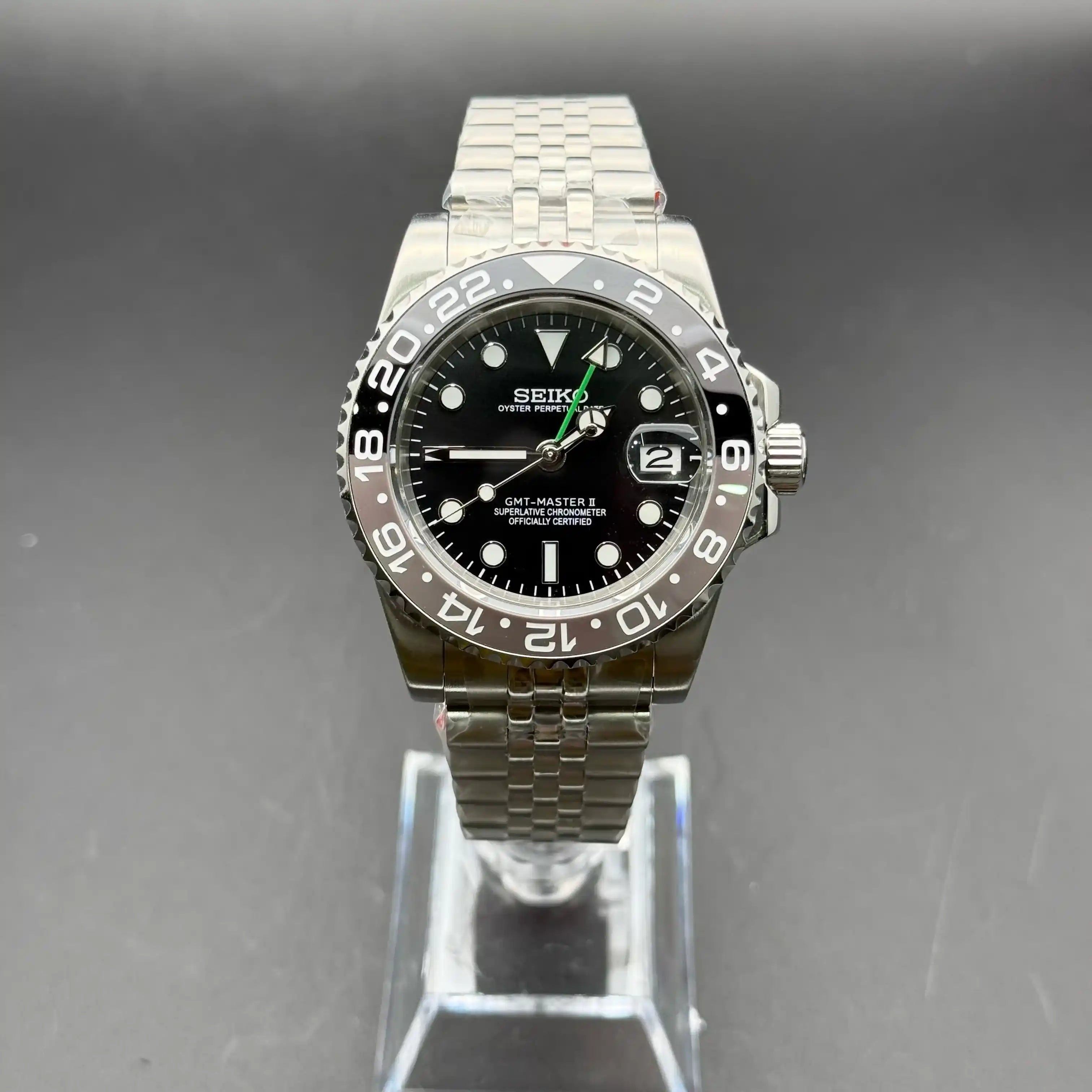 GMT MOD | Bruce Wayne NH34 Custom Watch - 478.00 WATCHBRICK
