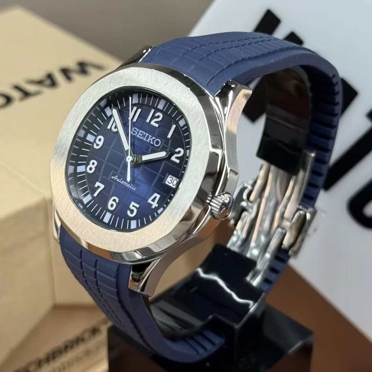 AUQAMOD | Blue and Black Grid NH35 - WB MOD WATCHES