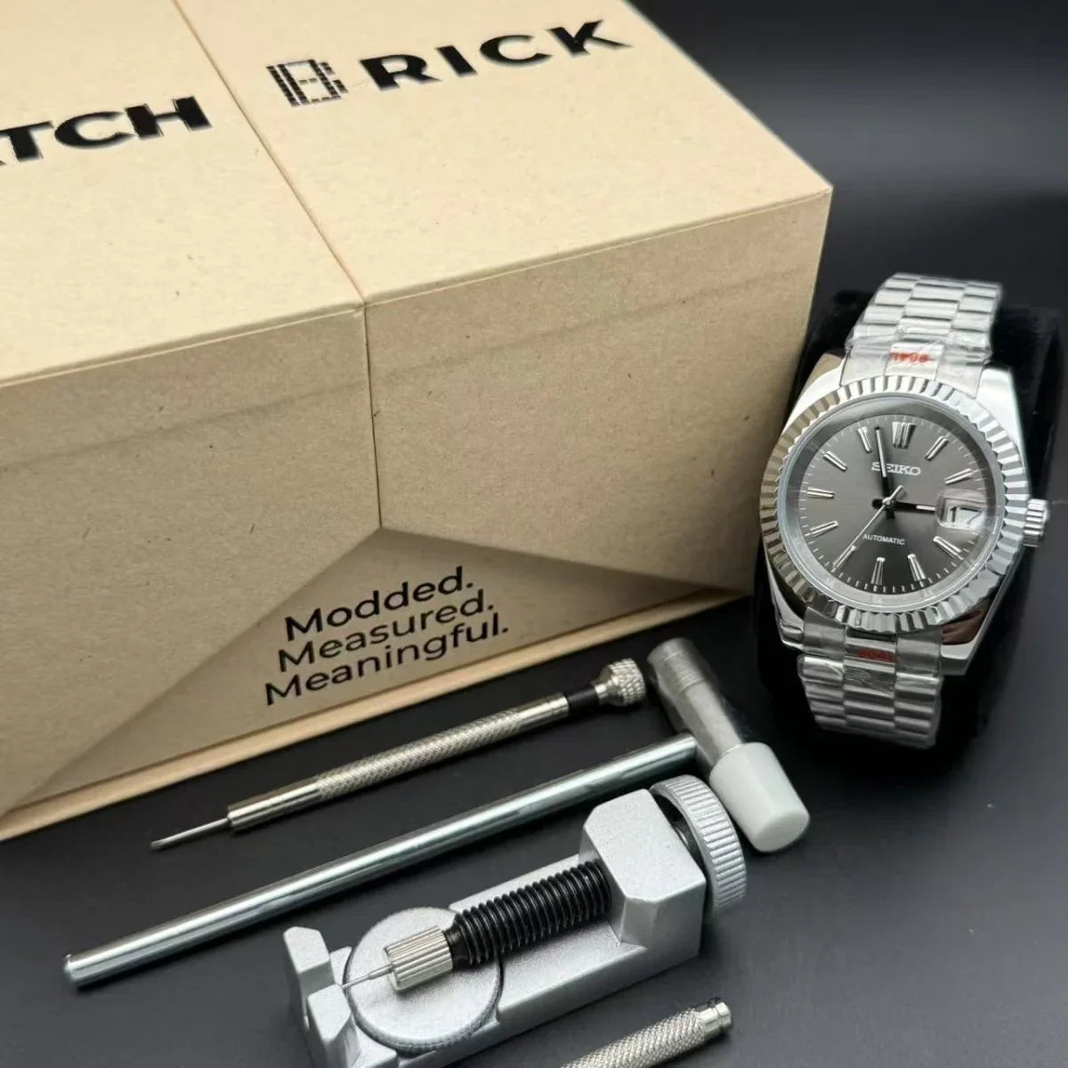 JUSTMOD | Slate Sunburst NH35 Seiko Mod - WATCHBRICK