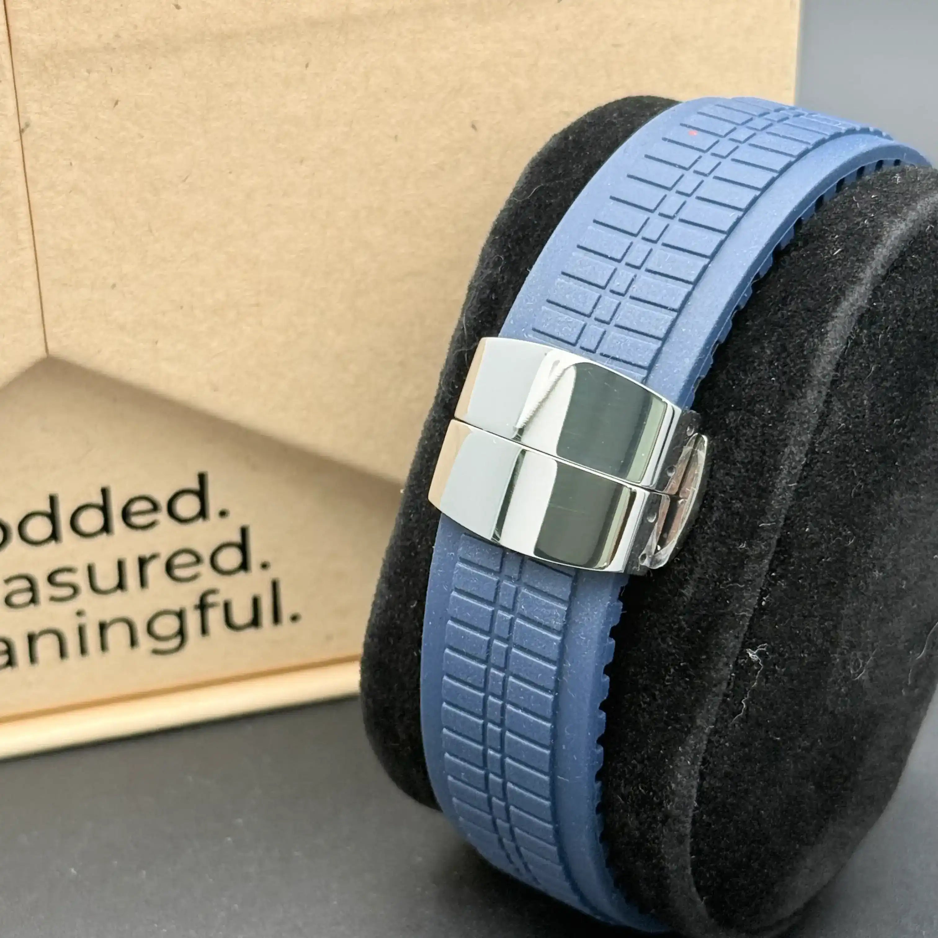 AQUAMOD | Blue Grid NH35 Seiko Mod - 398.00 WATCHBRICK