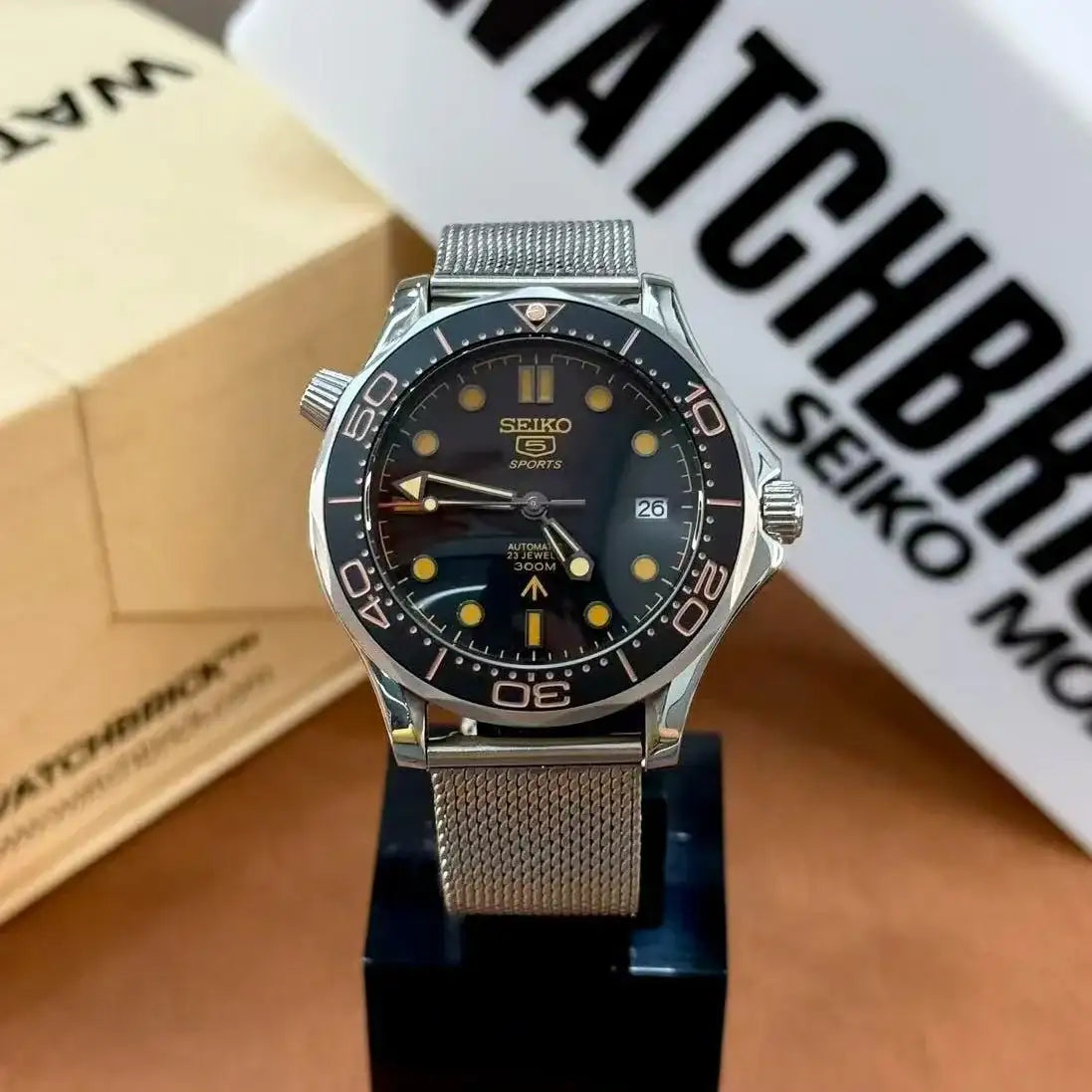 MASTERMOD | 007 Bond Matte Black NH35 Custom Watch - WATCHBRICK