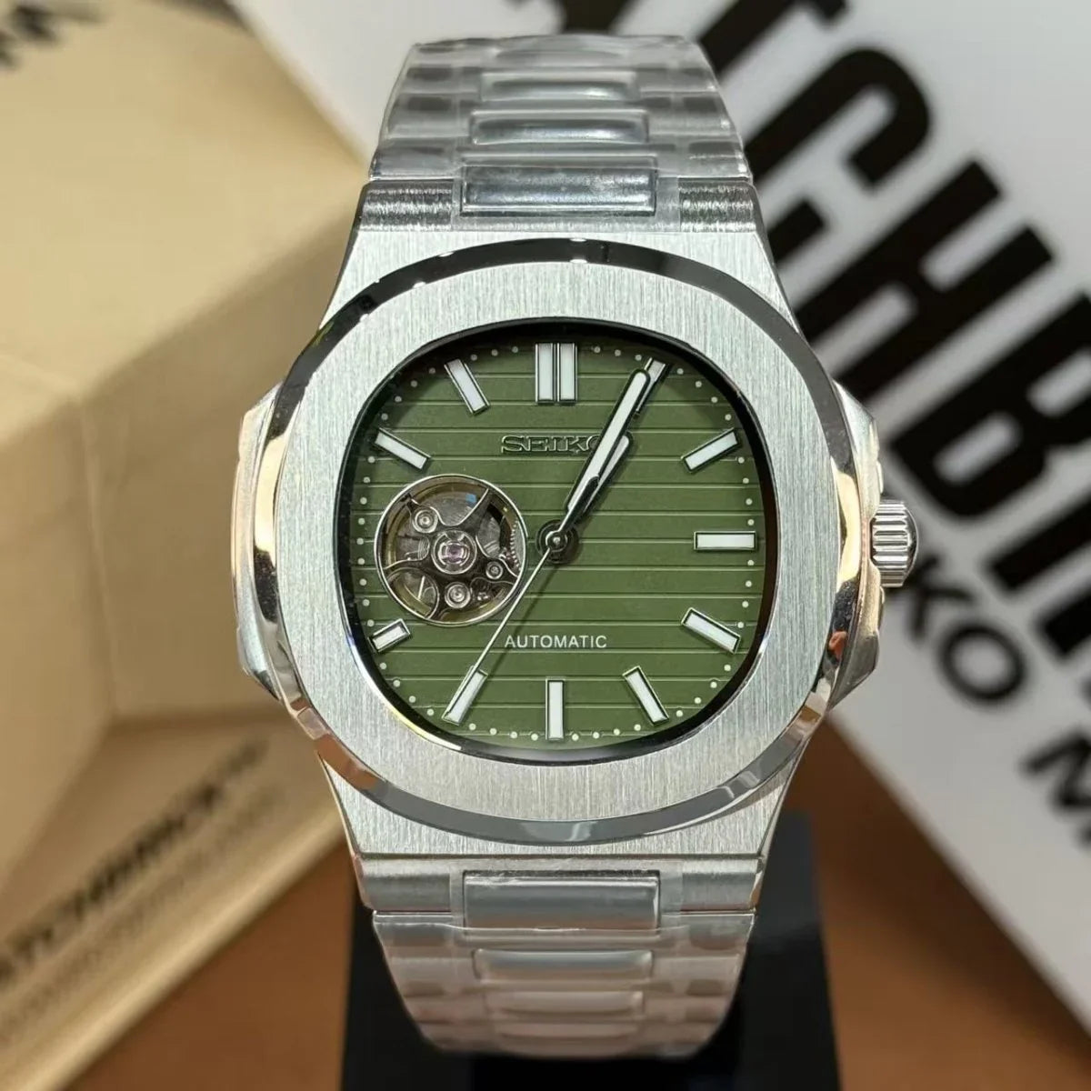 NAUTIKO | Emerald Open-Heart Date - WB MOD WATCHES